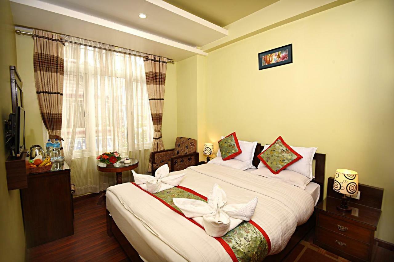 Hotel Osho Home Kathmandu Esterno foto