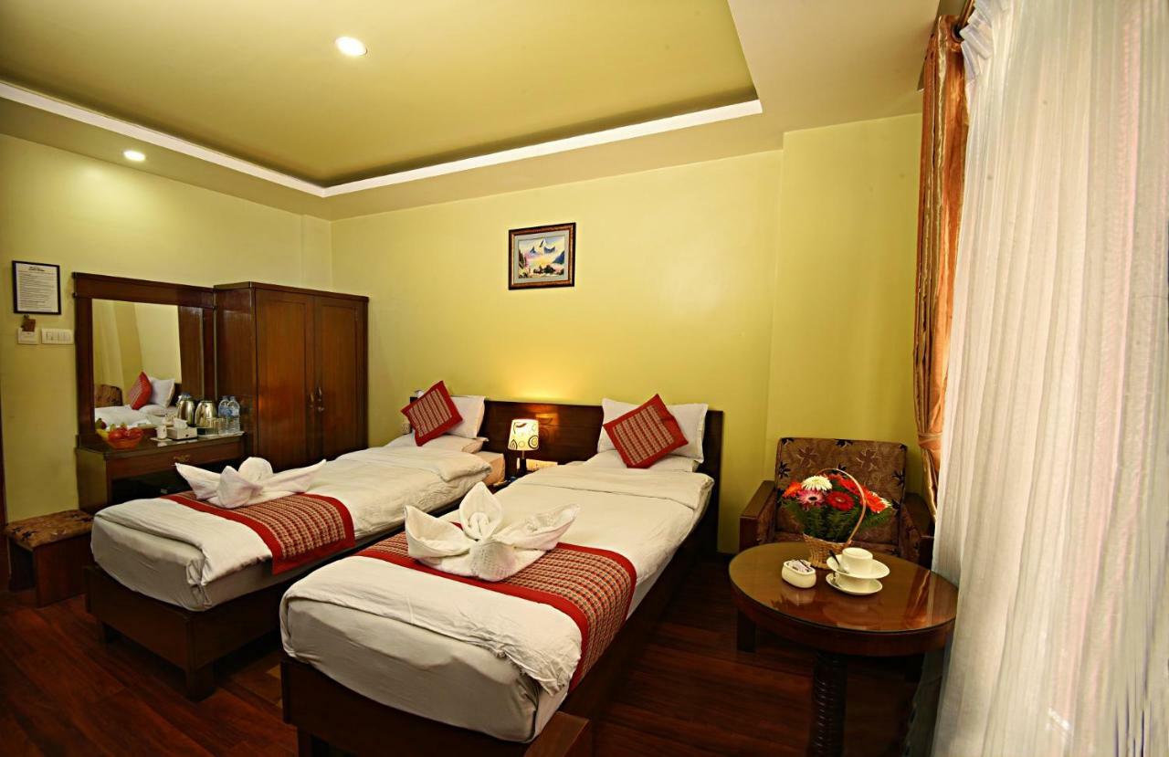 Hotel Osho Home Kathmandu Esterno foto